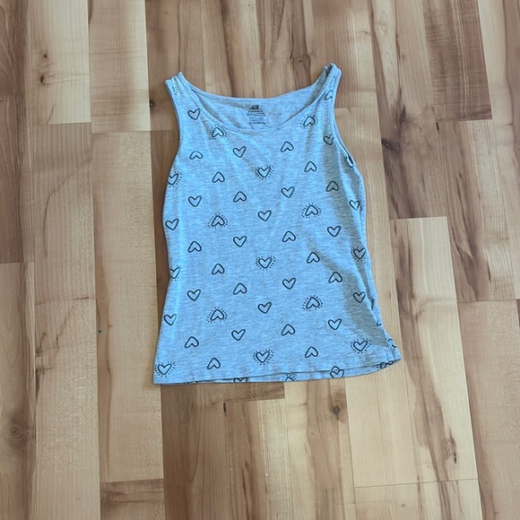 tank top - Picture 1 of 1